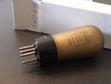 2X TUBES  E424 N = REN904 =