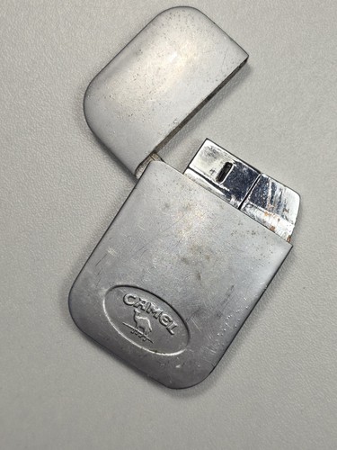 Camel briquet rechargeable - , à