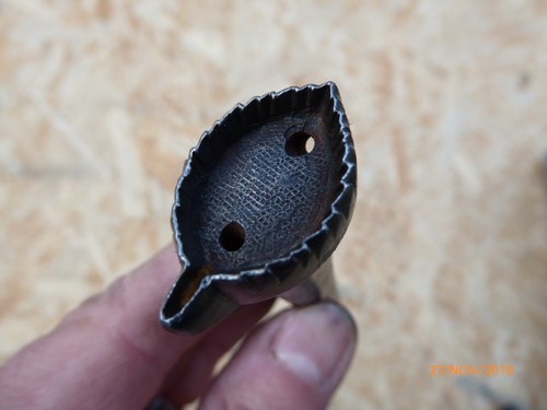 Emporte piece outil ancien - emporte,