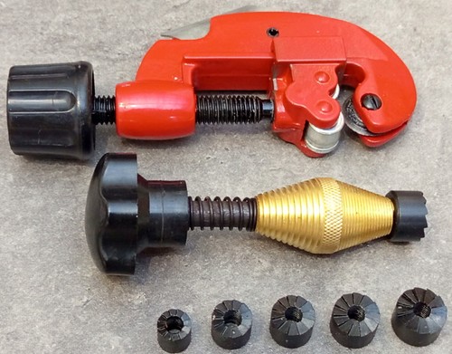 Outillage plomberie