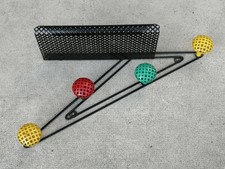 Étagère porte manteau design