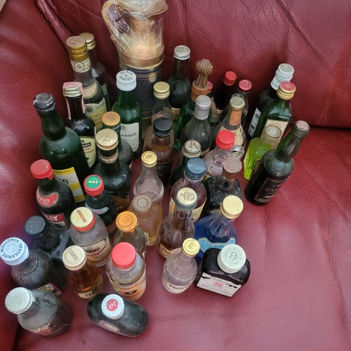 Lot mignonettes vintage alcool - vintage,