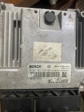 Iveco Daily 3.0 Diesel 108bhp 2002-10 Engine Control Unit ECU 504073032