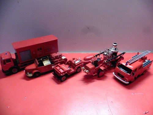 Lot 5 miniatures - lot, de