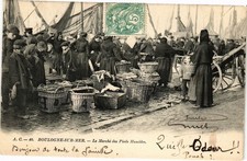 Old postcard BOULOGNE-sur-MER - Le Marché des pieds humides (196395)