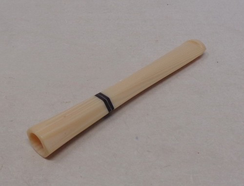 Superbe fume cigarette ancien
