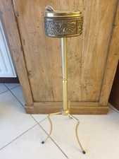 Ancien cendrier sur pied Metal