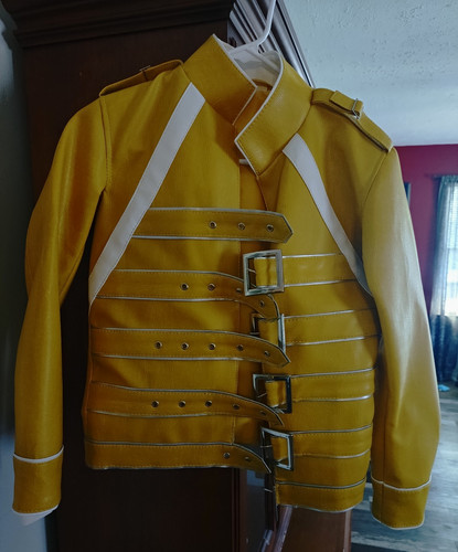 Yellow freddie mercury style - yellow,