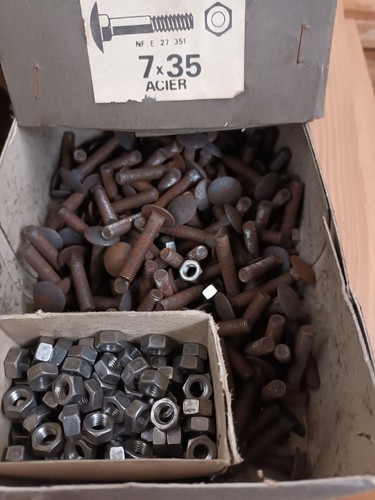 Lot boulons poelier - lot,