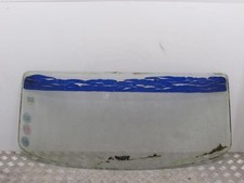 Pare brise PEUGEOT 204