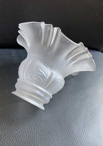 Joli globe abat - en, verre