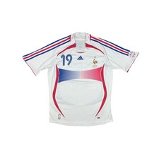 Maillot football vintage Equipe de France extérieur #19 Sagnol saison 2006-2007