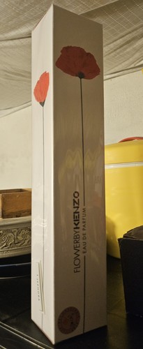 Kenzo flower - by,