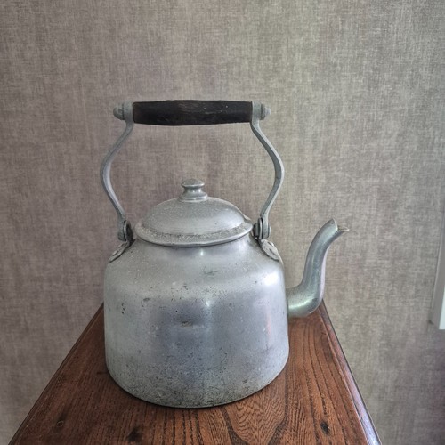 Ancienne bouilloire aluminium - bouilloire,