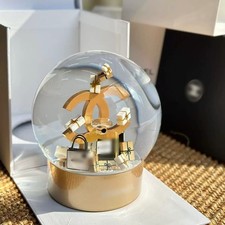 CHANEL Boule À Neige Nouvelle