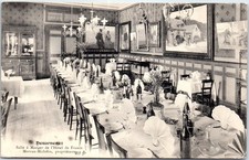 29 DOUARNENEZ - dining room of the hotel de France