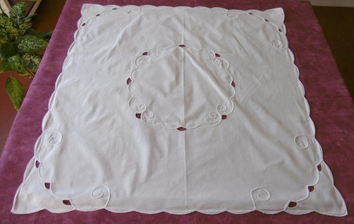 Nappe tour festonné avec - nappe, au