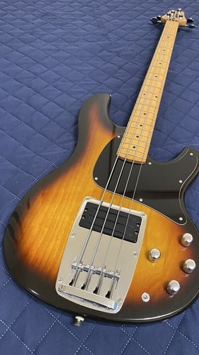 Electric bass guitar ibanez - bass,