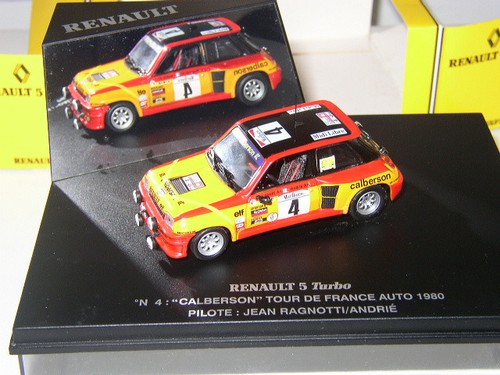 Universal hobbies renault - -universal,