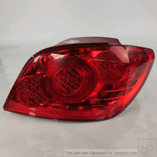 6351X0 Feu arrière. Droite