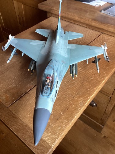 Avion chasse f16 maquette - f16,