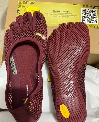 Vibram fingers - 5,