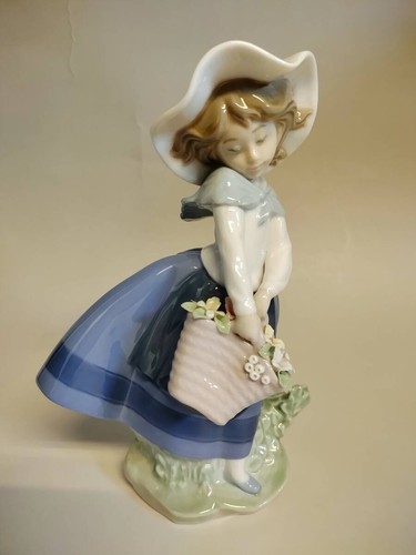 Figurine porcelaine lladro - porcelaine,