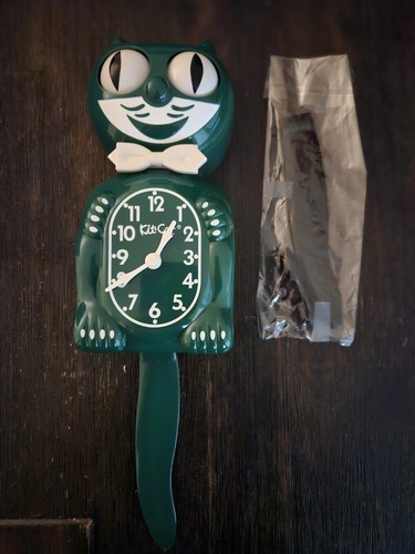 Vintage kit cat - kit-cat, green