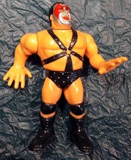 figurine catch DEMOLITION