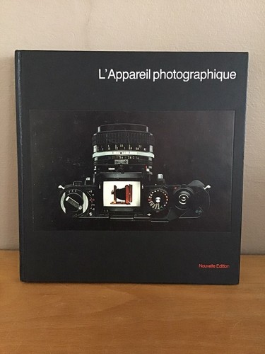 Appareil photographique - l'appareil,
