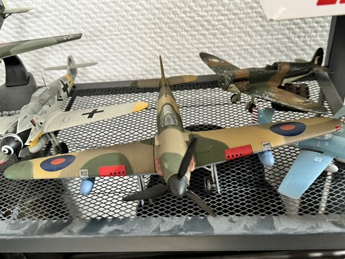 Franklin mint armour hawker - mint,