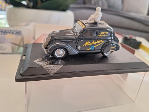 Paradcar peugeot 202 - 1/43,