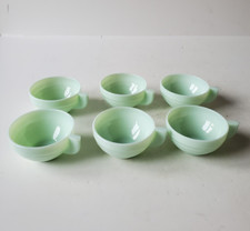 Tasse vintage en arcopal