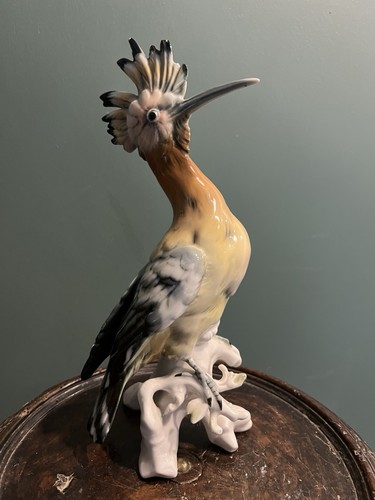 Sculpture statuette - sculpture,