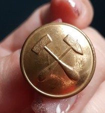 D10804 Antique Miner Button Porion Coal Mine 22mm with Attachment 