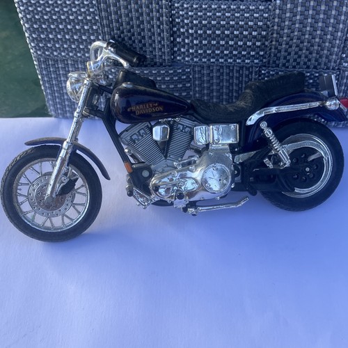 Maisto moto miniature