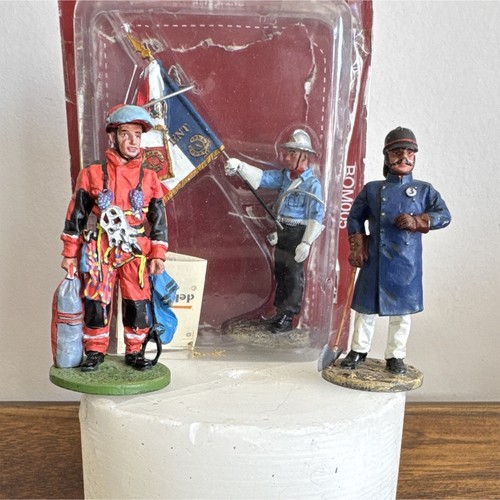 Lot 3 figurines - ,