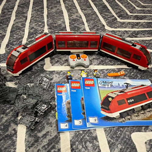 Lego city trains 7938 - city,