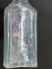 Antique Bottle PARFUMERIE VICTORIA RECINA PARIS & LONDRES DEPOSE