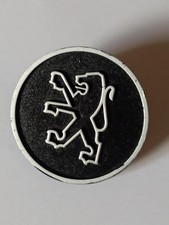 Cabochon lion d'enjoliveur