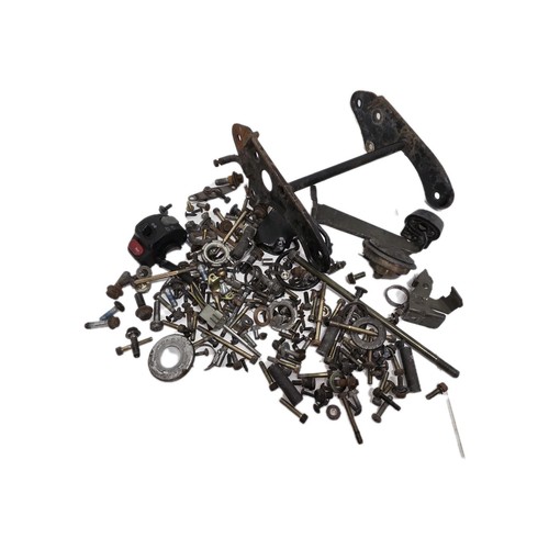 Vis visserie divers yamaha - vis,