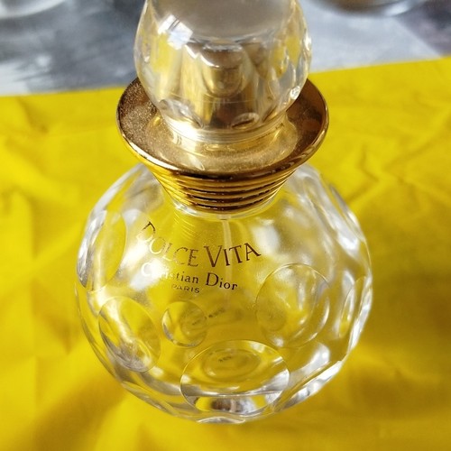 Parfum dïor flacon de - ,