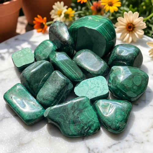 Tumbled chipped cracked green - chipped,