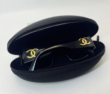 Lunettes de soleil CHANEL