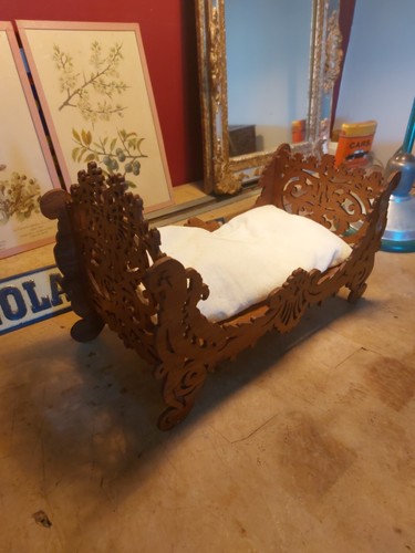 Lit bois sculpté dentelle - lit,