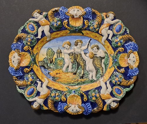 Rare plat majolique - rare, italienne