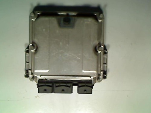 Calculateur moteur lancia - calculateur,