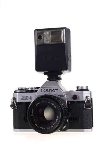 Canon 50mm 1 - canon,