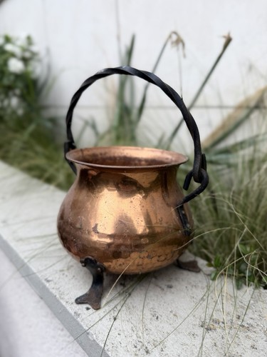 Ancien petit chaudron - chaudron, en