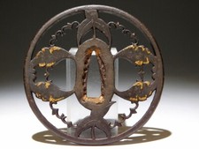 Grande épée tsuba ancienne